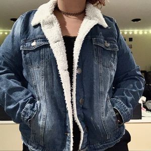 🖤Sherpa Lined Denim Jacket🖤